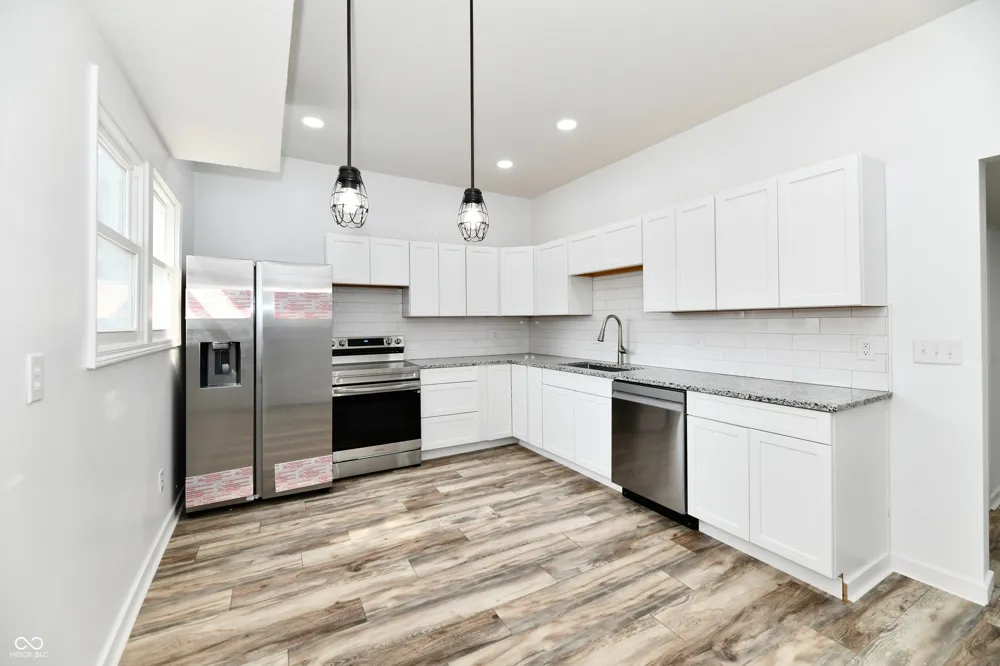 1926 Main Street Elwood, IN 46036