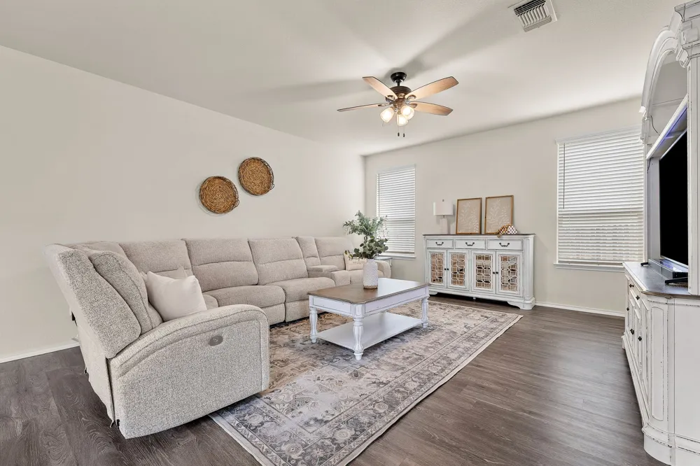 241 La Dera Drive Liberty Hill, TX 78642