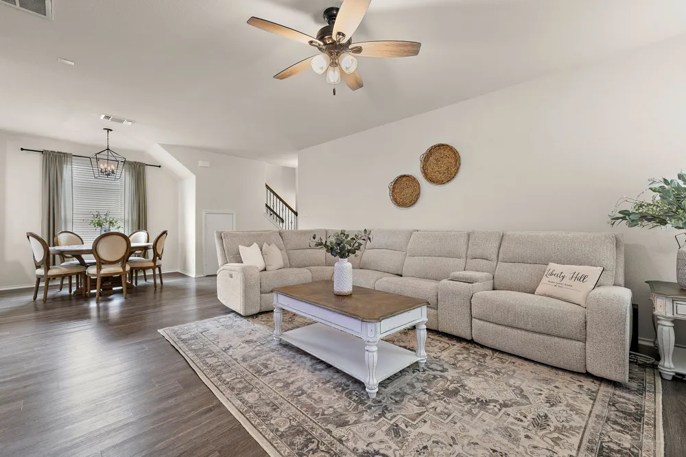 241 La Dera Drive Liberty Hill, TX 78642