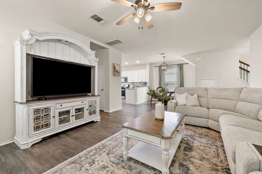 241 La Dera Drive Liberty Hill, TX 78642
