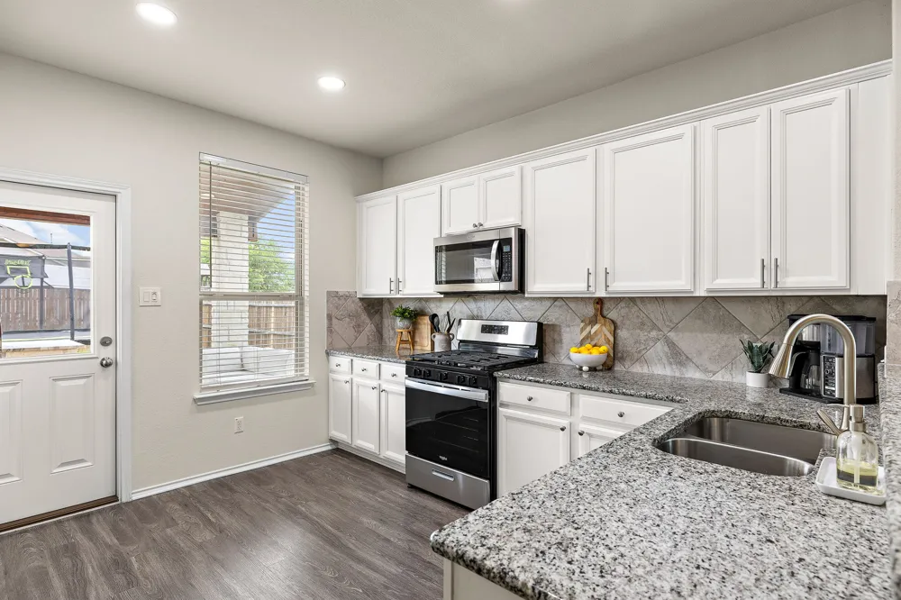 241 La Dera Drive Liberty Hill, TX 78642