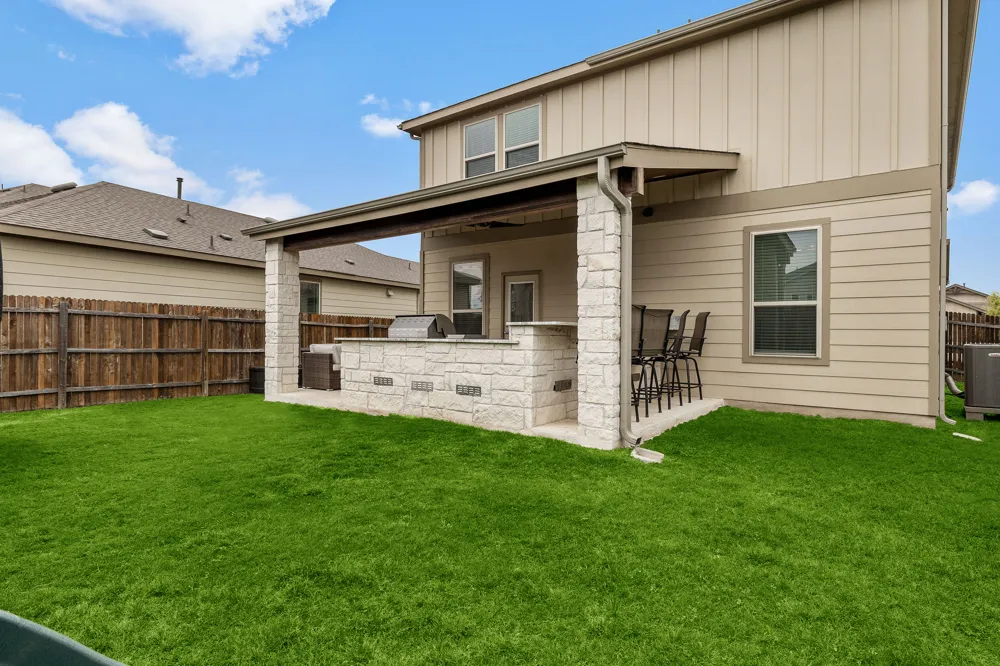 241 La Dera Drive Liberty Hill, TX 78642