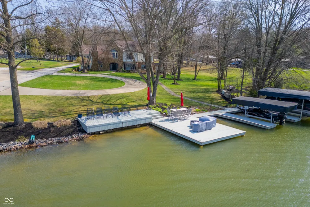 995 E Skyline Drive Brownstown, IN 47220