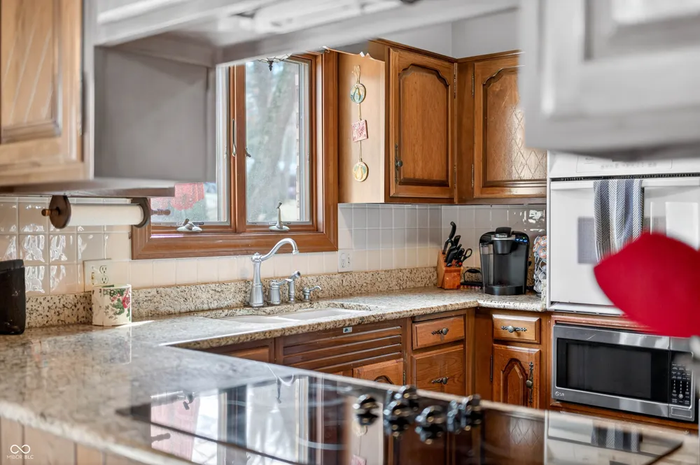 995 E Skyline Drive Brownstown, IN 47220