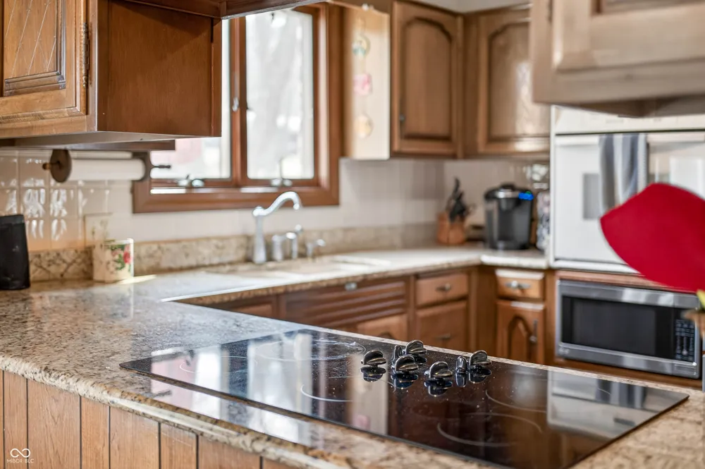 995 E Skyline Drive Brownstown, IN 47220