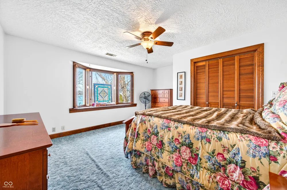 995 E Skyline Drive Brownstown, IN 47220