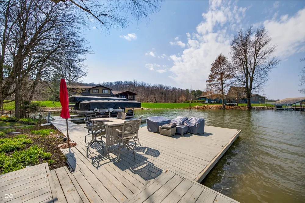 995 E Skyline Drive Brownstown, IN 47220
