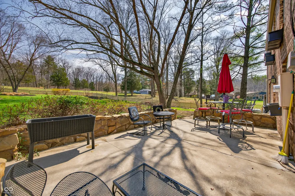 995 E Skyline Drive Brownstown, IN 47220