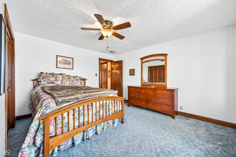 995 E Skyline Drive Brownstown, IN 47220