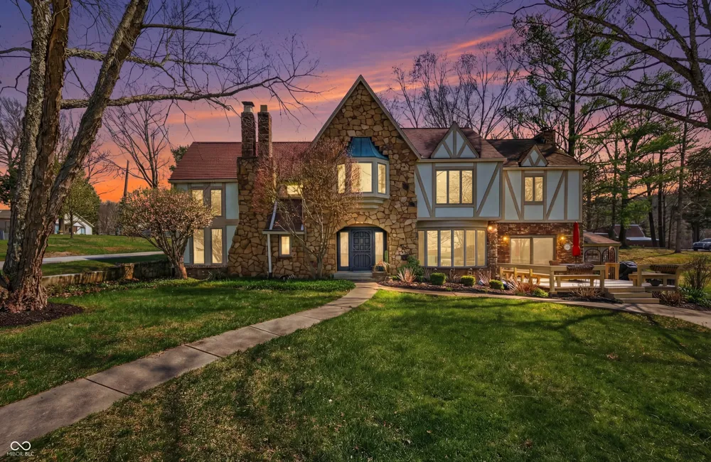 995 E Skyline Drive Brownstown, IN 47220