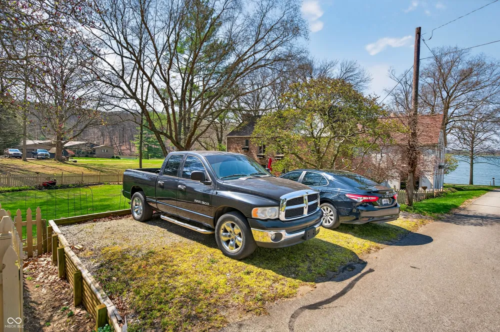 995 E Skyline Drive Brownstown, IN 47220