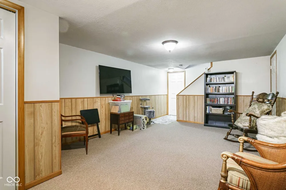 33883 Sumerset Lane New Carlisle, IN 46552