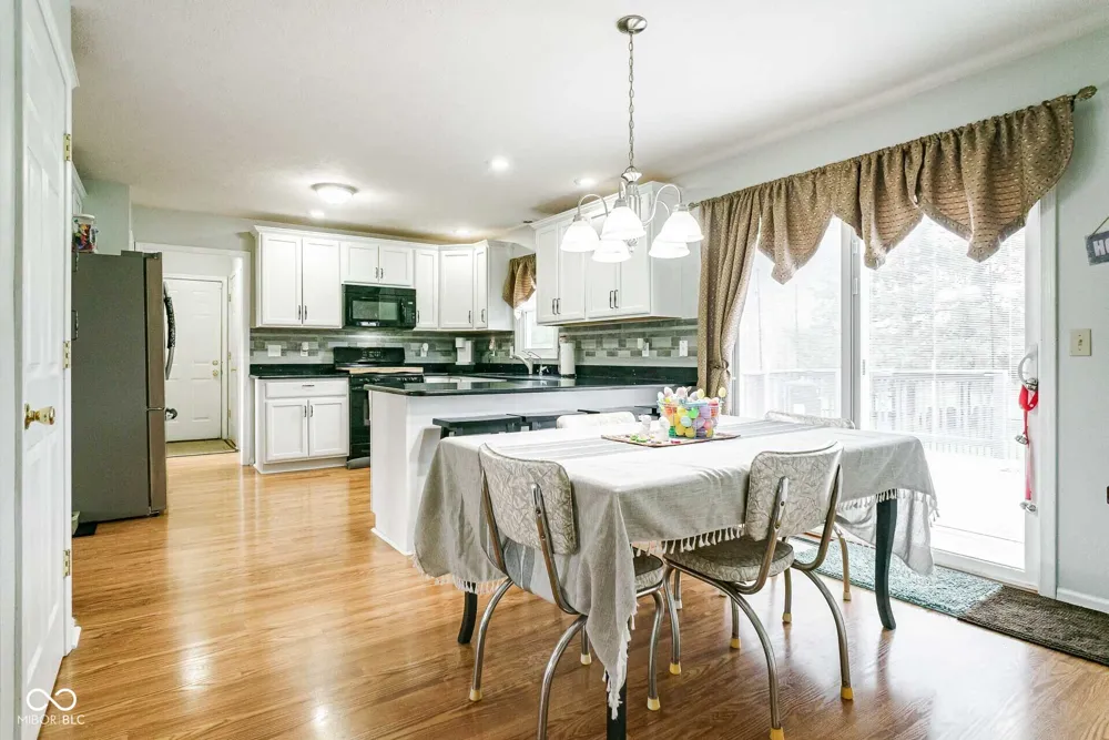 33883 Sumerset Lane New Carlisle, IN 46552