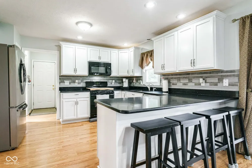 33883 Sumerset Lane New Carlisle, IN 46552