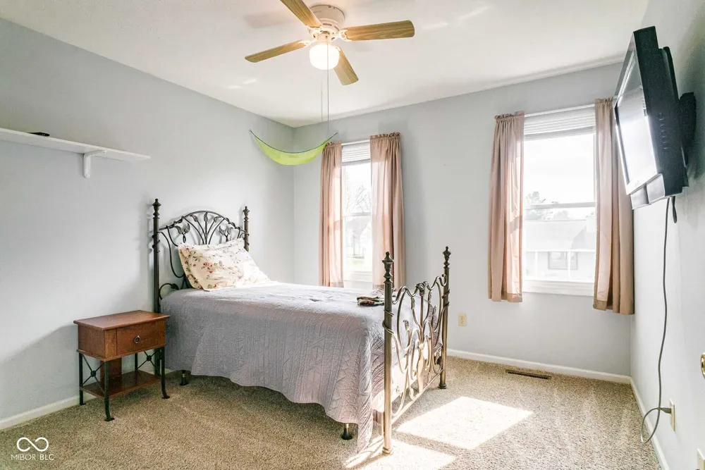 33883 Sumerset Lane New Carlisle, IN 46552
