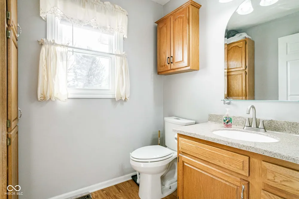 33883 Sumerset Lane New Carlisle, IN 46552