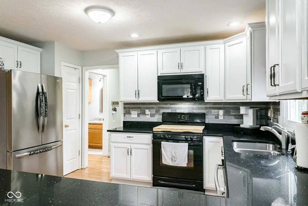 33883 Sumerset Lane New Carlisle, IN 46552