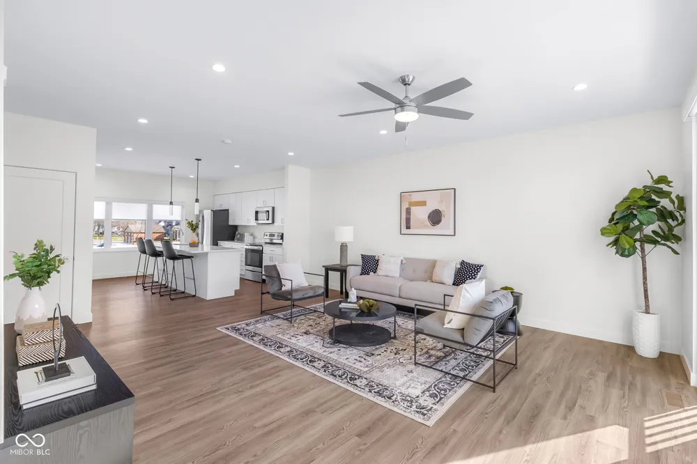 822 7th Street Columbus, IN 47201