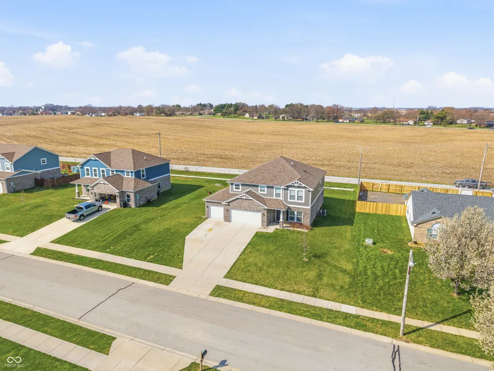 988 Belgium Boulevard Bargersville, IN 46106