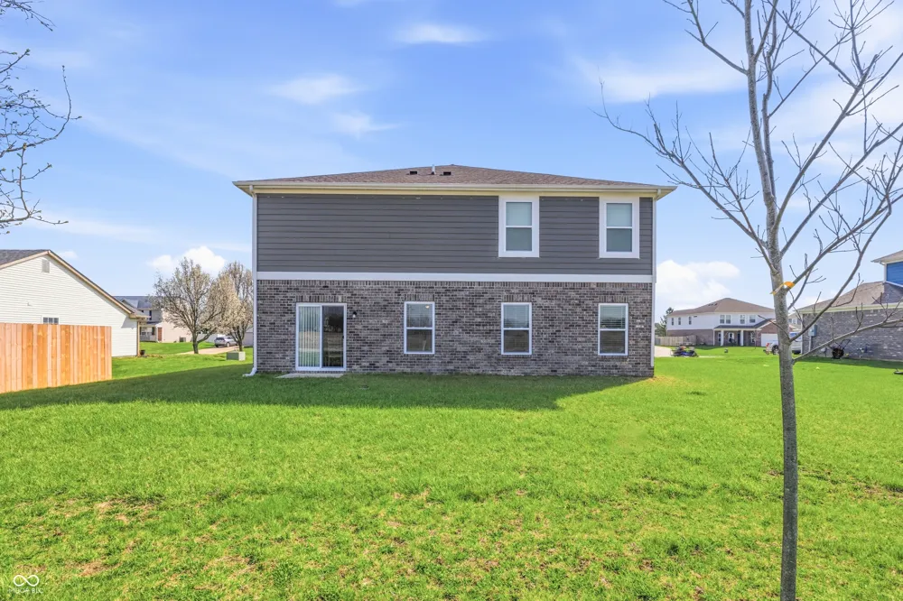 988 Belgium Boulevard Bargersville, IN 46106