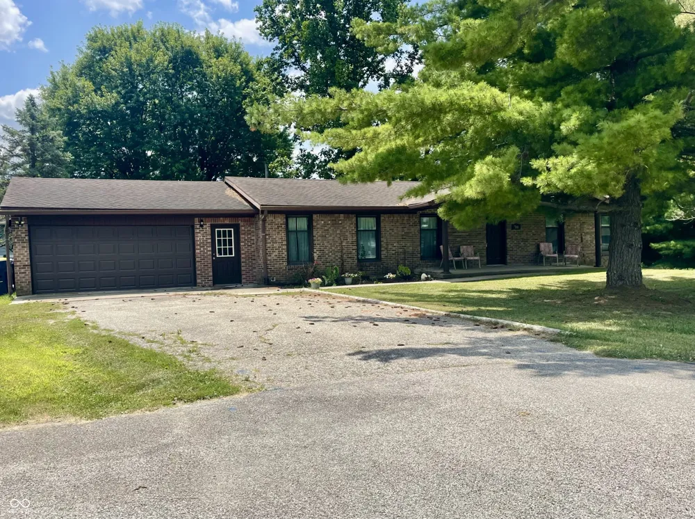 700 Albin Pond Road Greencastle, IN 46135