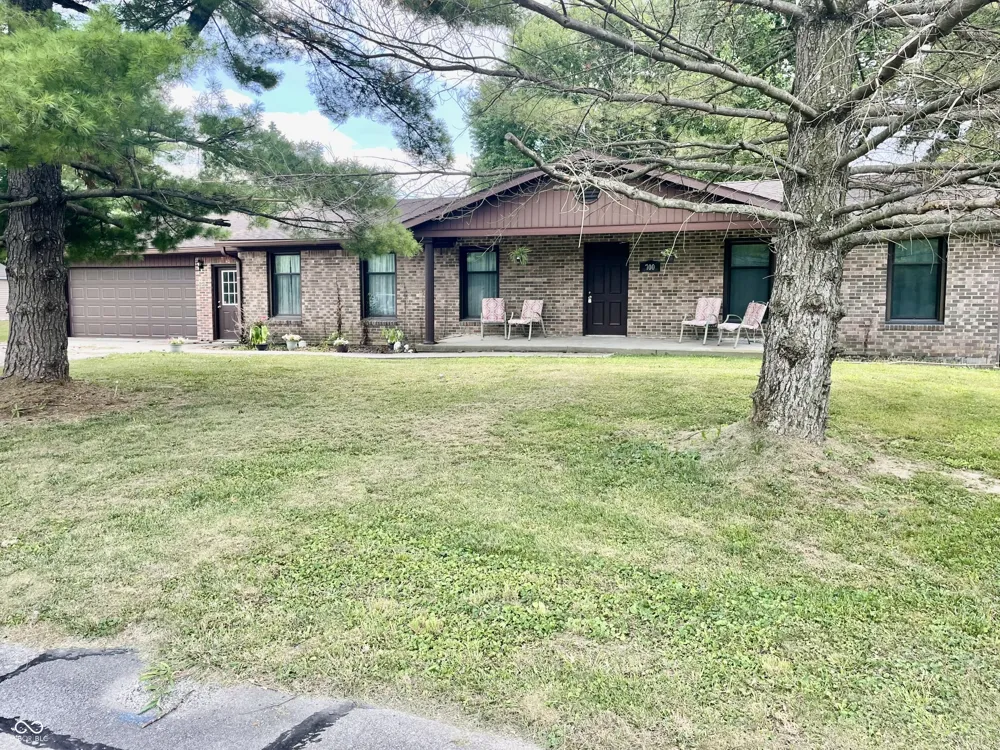 700 Albin Pond Road Greencastle, IN 46135
