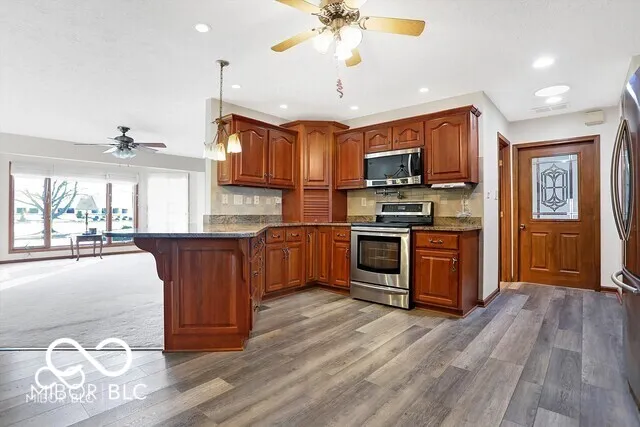 5272 Graham Road Whiteland, IN 46184