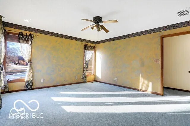 5272 Graham Road Whiteland, IN 46184
