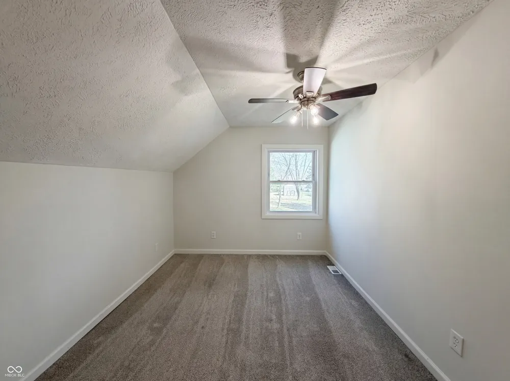 740 1/2 Main Street Tipton, IN 46072