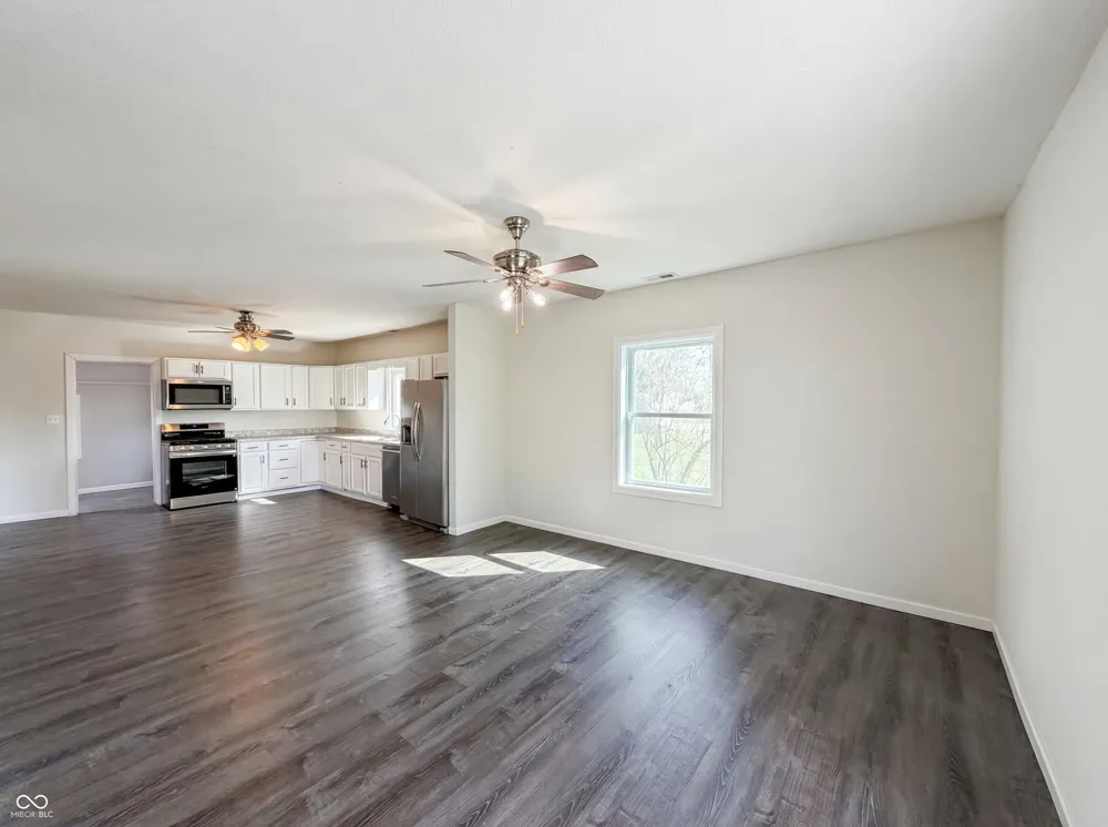 740 1/2 Main Street Tipton, IN 46072