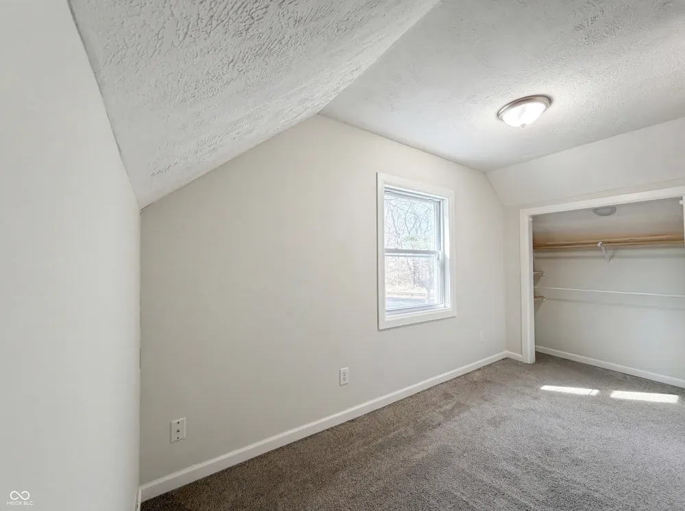 740 1/2 Main Street Tipton, IN 46072