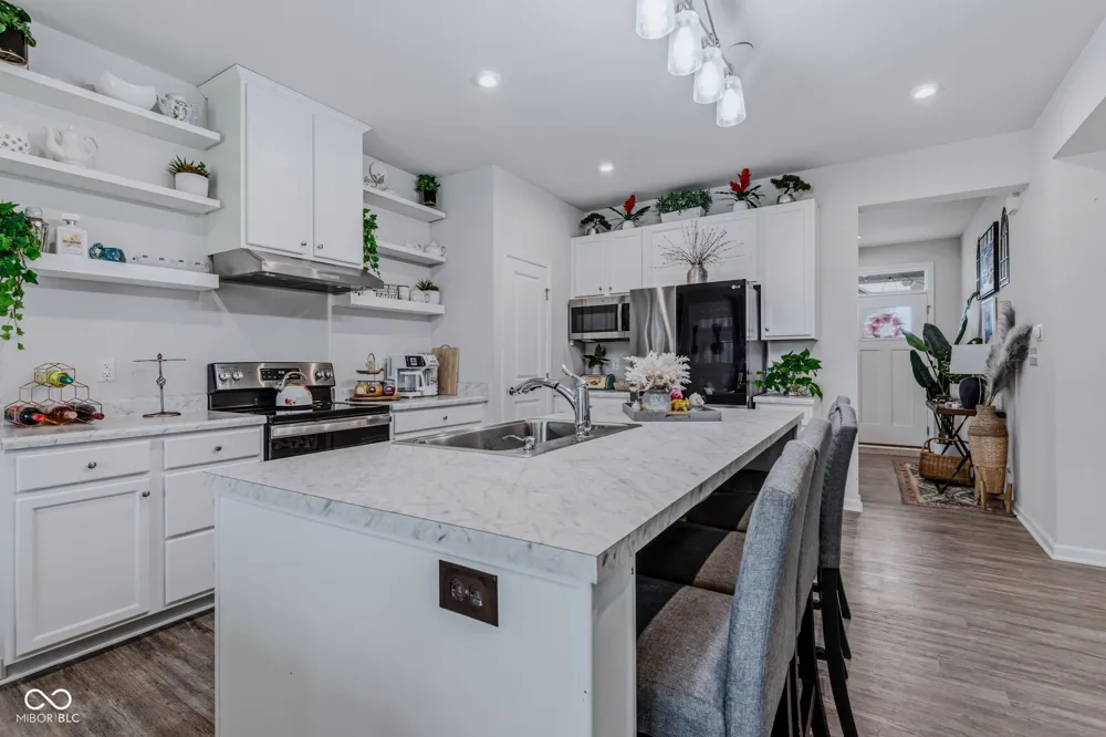275 Bohicket Road Whiteland, IN 46184