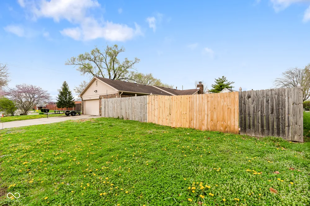 758 Stafford Road Plainfield, IN 46168