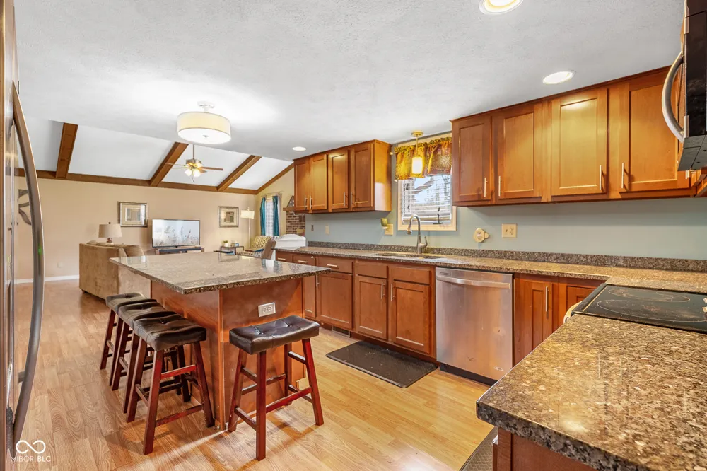 758 Stafford Road Plainfield, IN 46168
