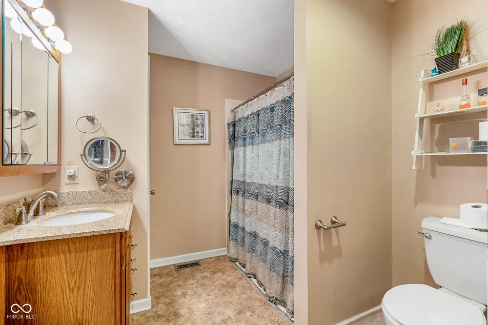758 Stafford Road Plainfield, IN 46168