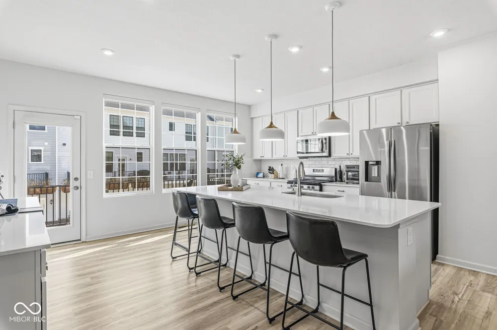 3267 Morab Drive Zionsville, IN 46077