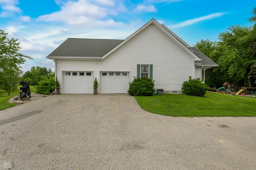 15411 State Road 9 Hope, IN 47246