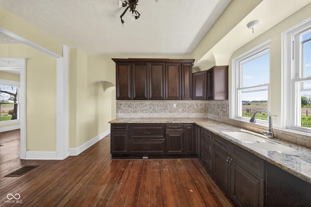 1198 S State Road 59 Rockville, IN 47872