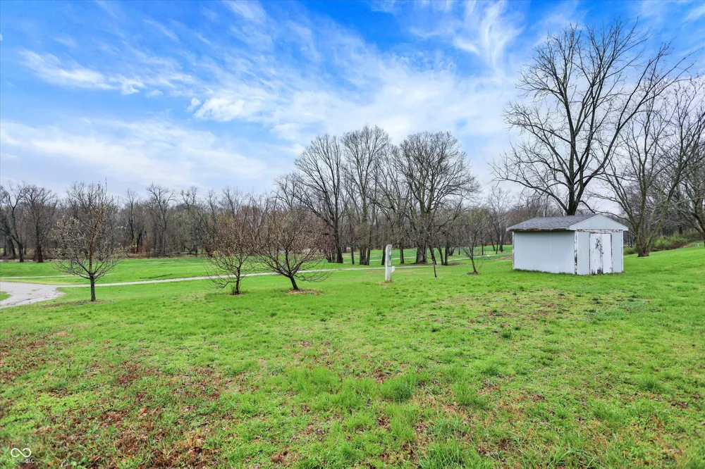 1609 Greenacres Drive Kokomo, IN 46901