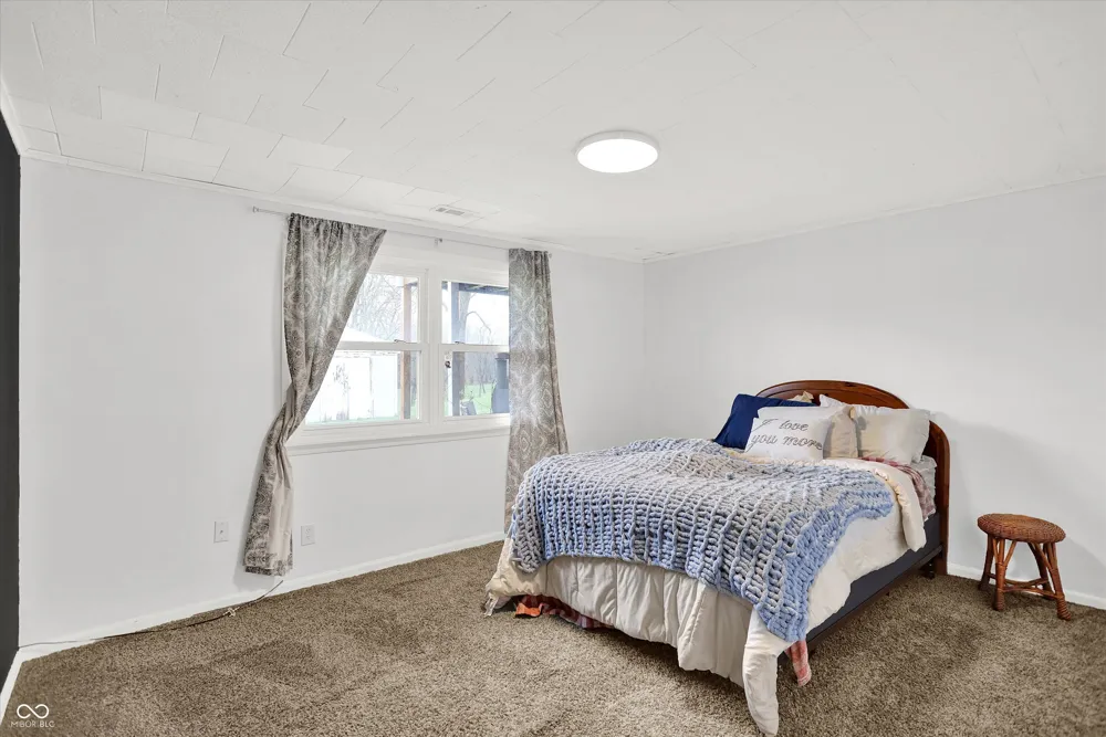 1609 Greenacres Drive Kokomo, IN 46901