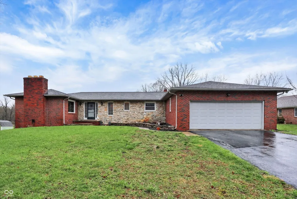 1609 Greenacres Drive Kokomo, IN 46901
