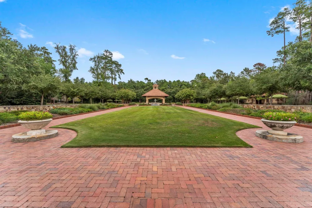 262 S Fazio Way The Woodlands, TX 77389