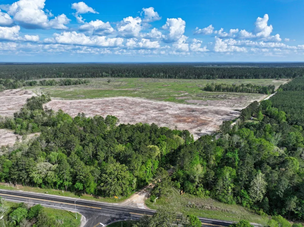 9770 State Hwy 94 Groveton, TX 75845