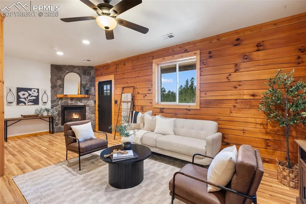 60 Beaver Pond Road Divide, CO 80814