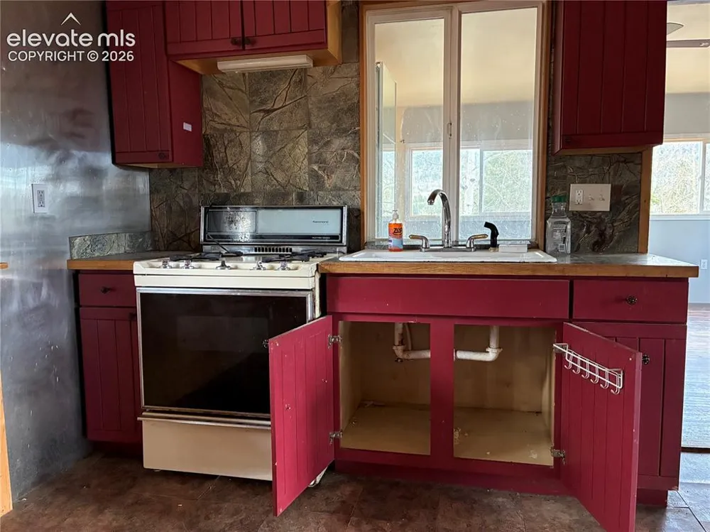 12201 S Highway 67 Cripple Creek, CO 80813