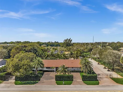 4501 SW 133rd Ave