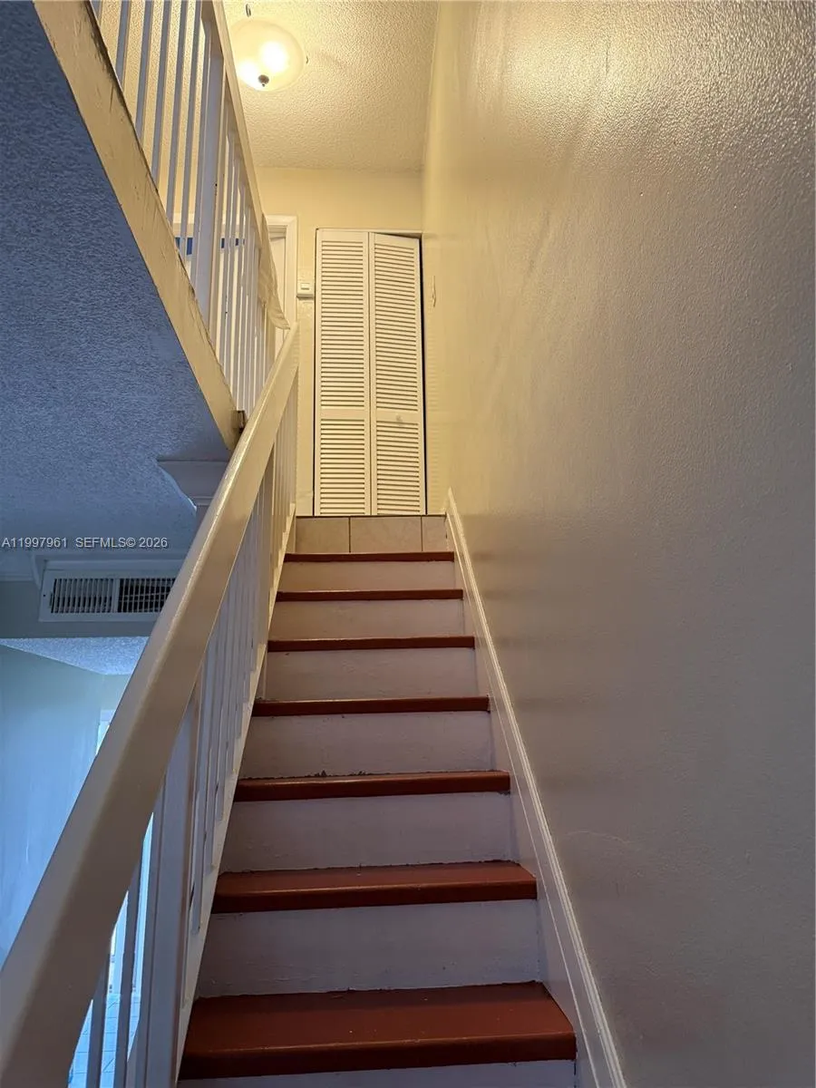 1298 W 51st Pl #D-29 Hialeah, FL 33012