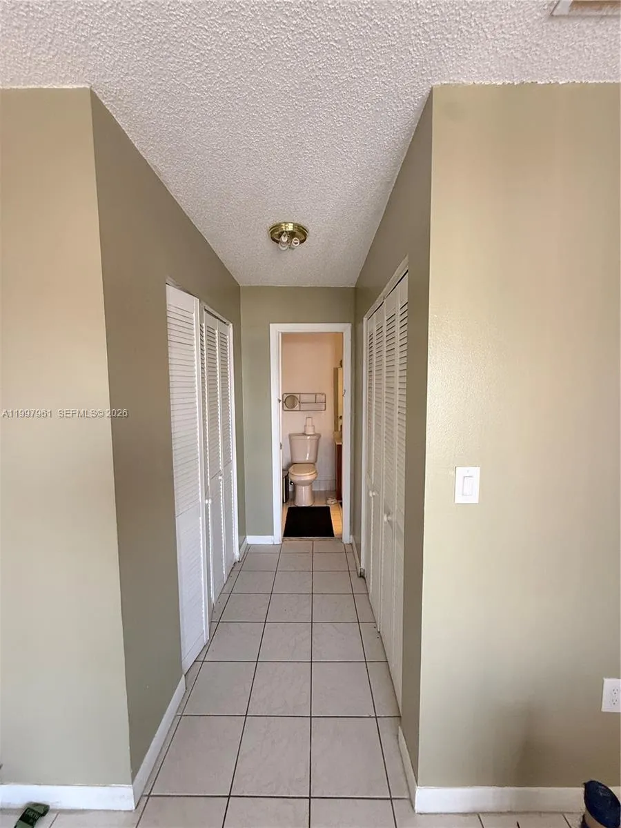 1298 W 51st Pl #D-29 Hialeah, FL 33012