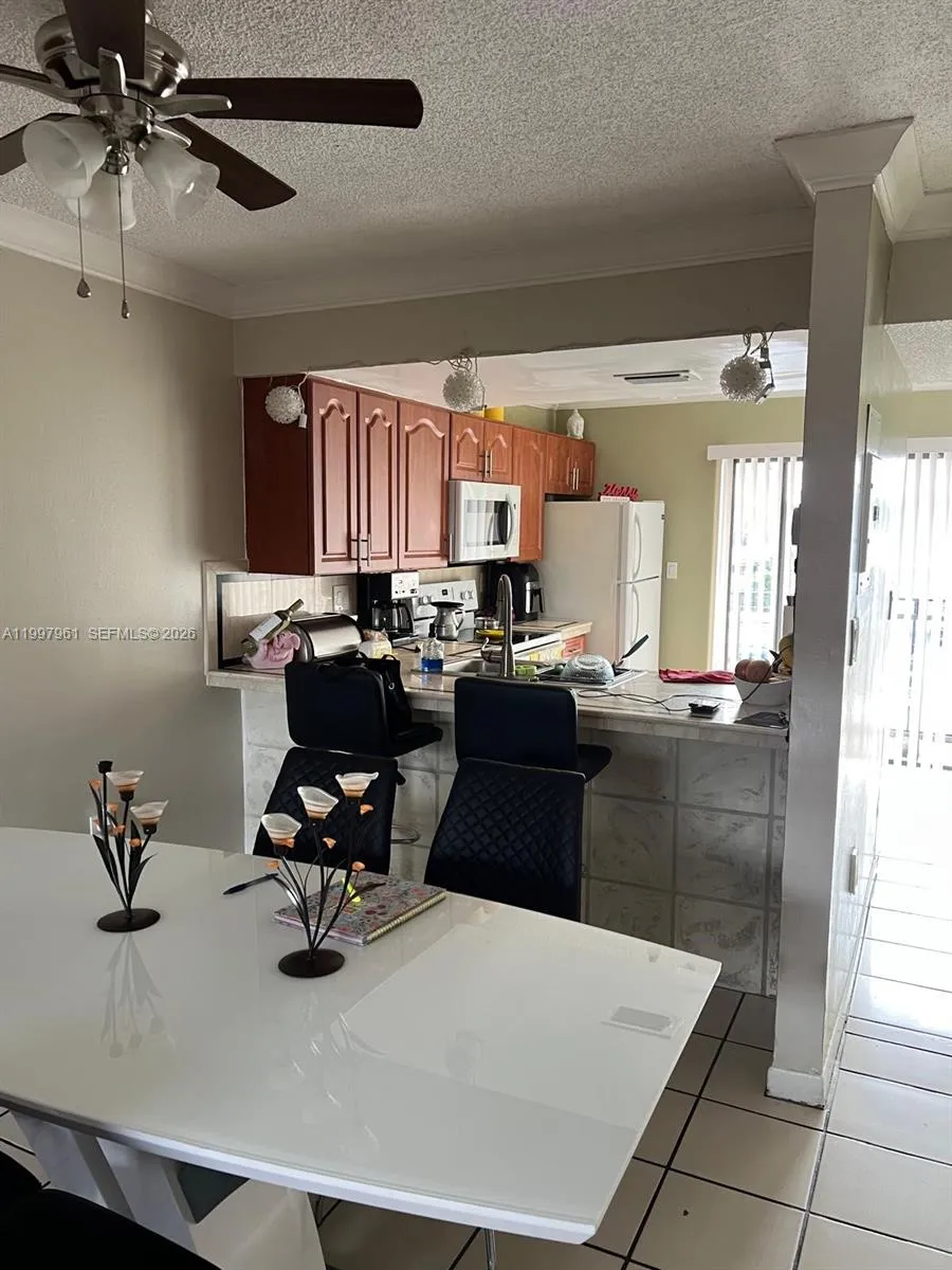 1298 W 51st Pl #D-29 Hialeah, FL 33012