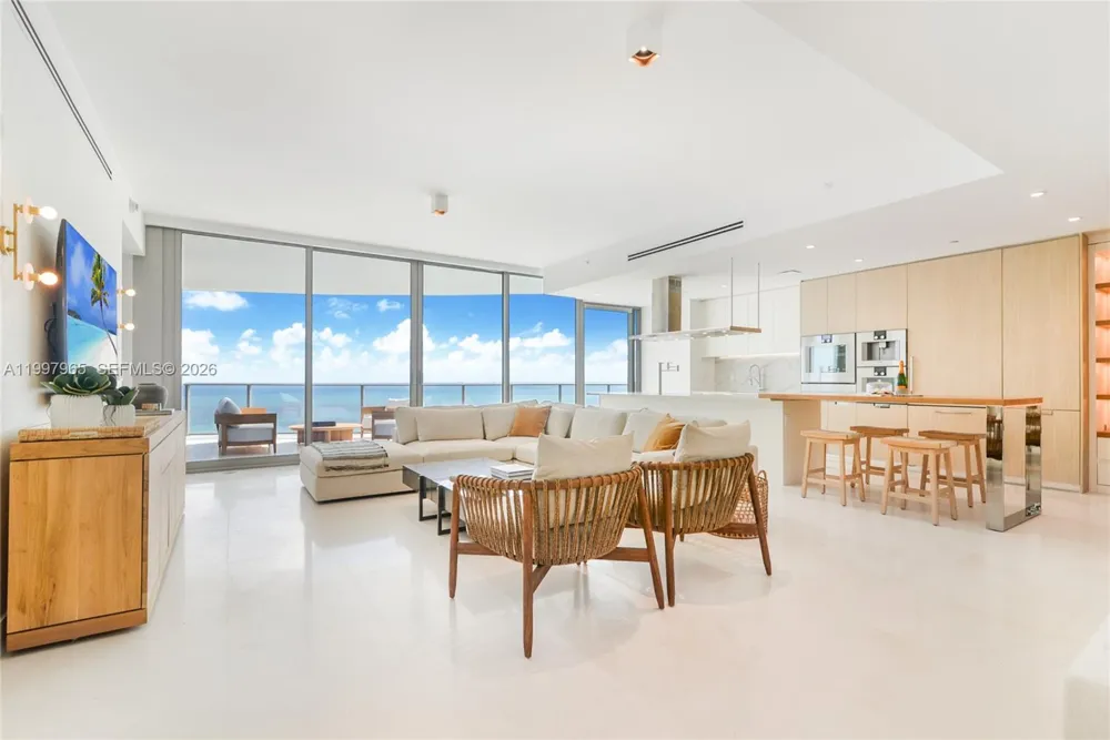 15701 Collins Ave #2302 Sunny Isles Beach, FL 33160